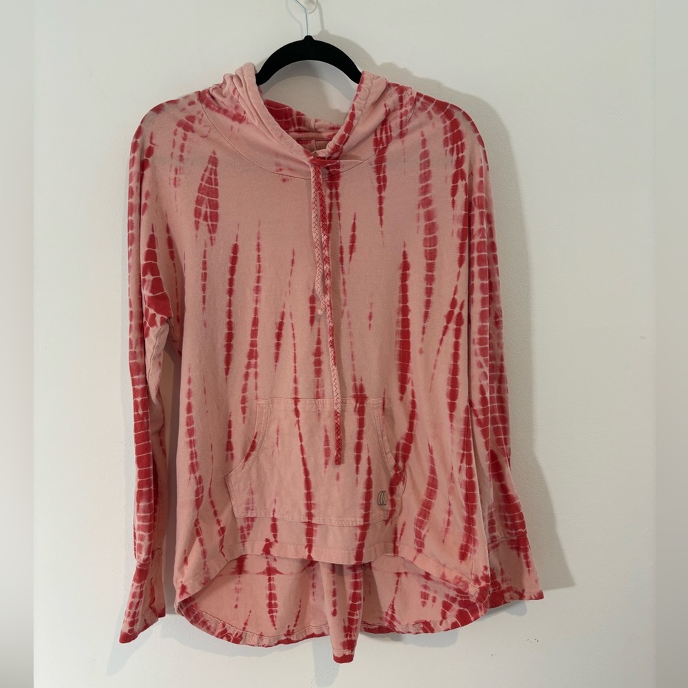 Balance Collection Medium Thin Hoodie Tie Dye Front pocket Comfy Casual